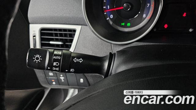 Hyundai AVANTE 2015 — photo 24