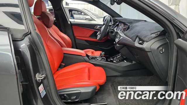 BMW 2-Series 2021 — photo 11