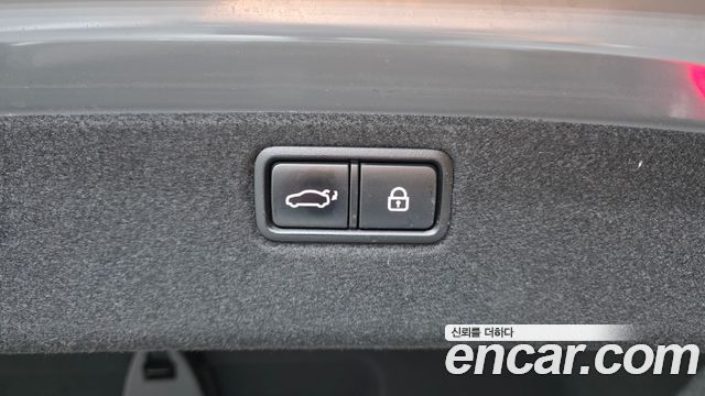 Genesis G80 2018 — photo 22