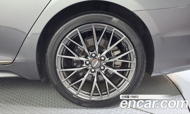 Genesis G80 2018 — photo 7