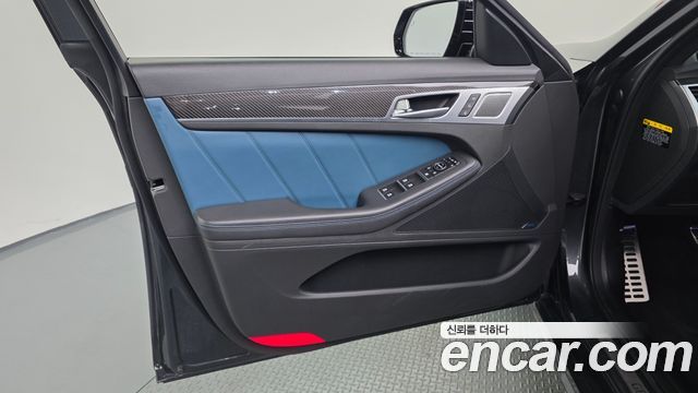 Genesis G80 2018 — photo 14