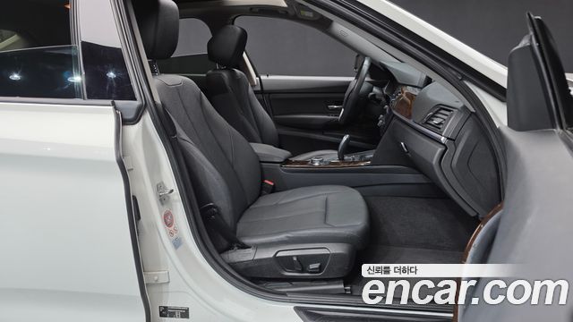 BMW Gran Turismo 2015 — photo 11