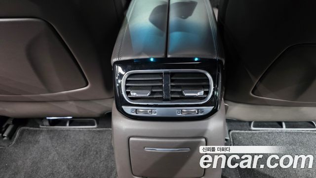 Genesis G90 2021 — photo 39