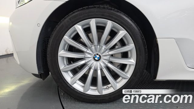BMW Gran Turismo 2023 — photo 5
