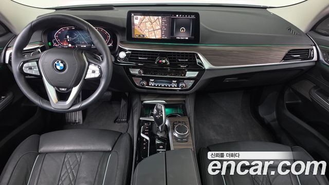 BMW Gran Turismo 2023 — photo 7