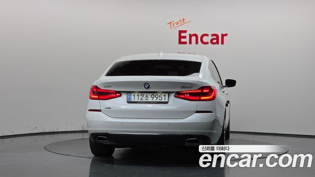 BMW Gran Turismo 2023 — photo 14