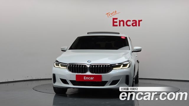 BMW Gran Turismo 2023 — photo 15