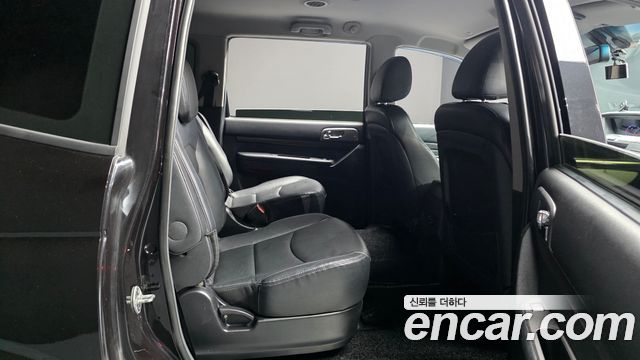 KG Mobility KORANDO 2018 — photo 17
