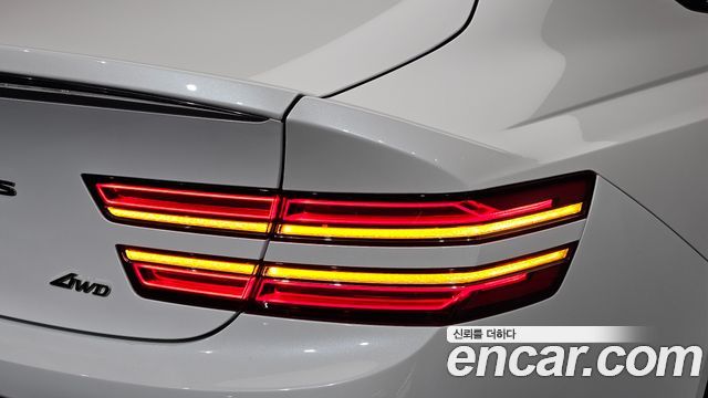 Genesis G80 2023 — photo 9