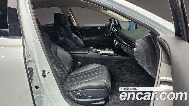 Genesis G80 2023 — photo 16