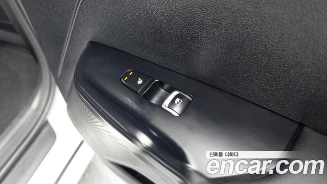 Kia K5 2023 — photo 20