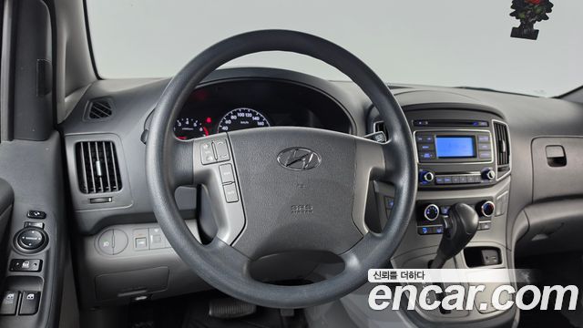 Hyundai Starex 2018 — photo 13
