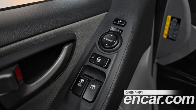 Hyundai Starex 2018 — photo 17