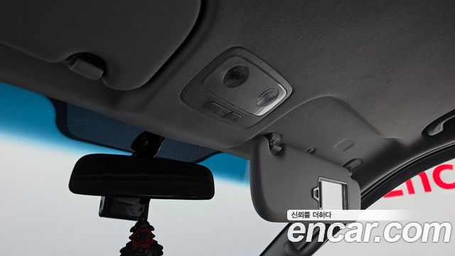 Hyundai Starex 2018 — photo 19