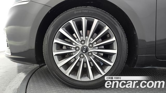 Kia K7 2016 — photo 5