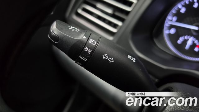 Hyundai AVANTE 2019 — photo 12