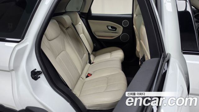 Land Rover Range Rover Evoque 2016 — photo 18
