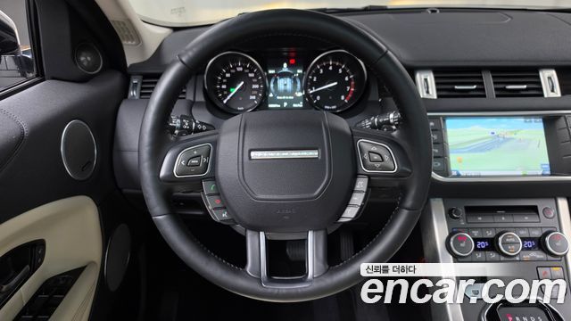 Land Rover Range Rover Evoque 2016 — photo 19
