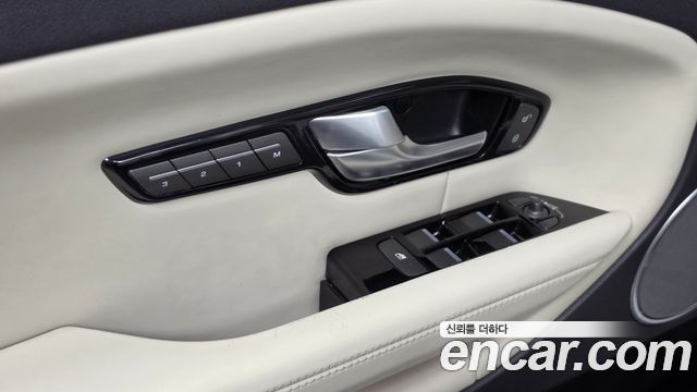 Land Rover Range Rover Evoque 2016 — photo 27