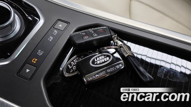 Land Rover Range Rover Evoque 2016 — photo 32