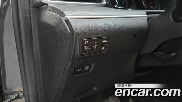 Kia K5 2023 — photo 25