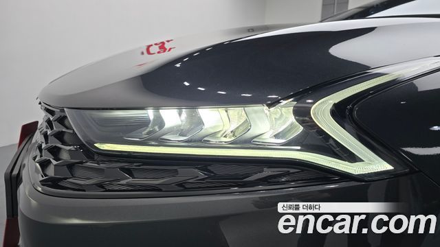 Kia K5 2023 — photo 8