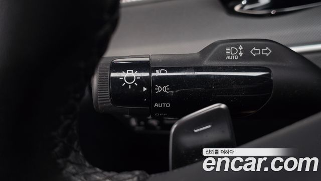 Kia K5 2023 — photo 27