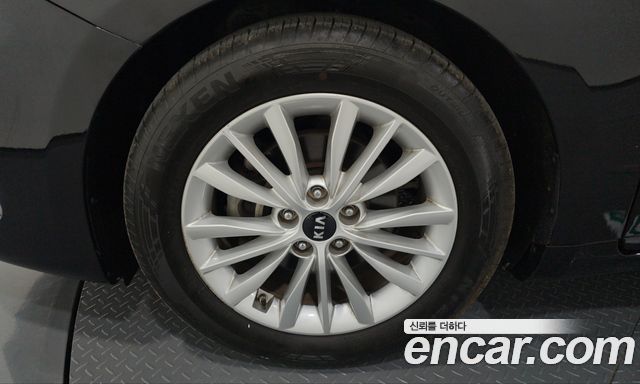 Kia K7 2020 — photo 5