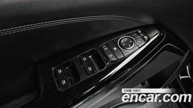 Kia K7 2020 — photo 22