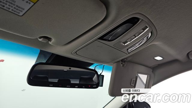 Kia K7 2020 — photo 25
