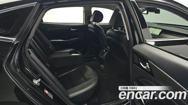 Kia K7 2020 — photo 16