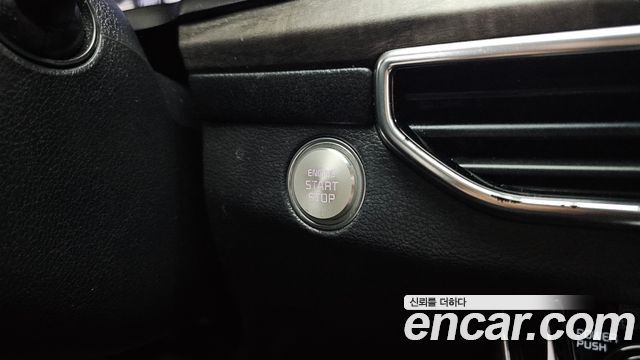 Kia K7 2020 — photo 27