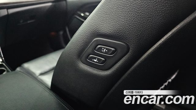 Kia K7 2020 — photo 32