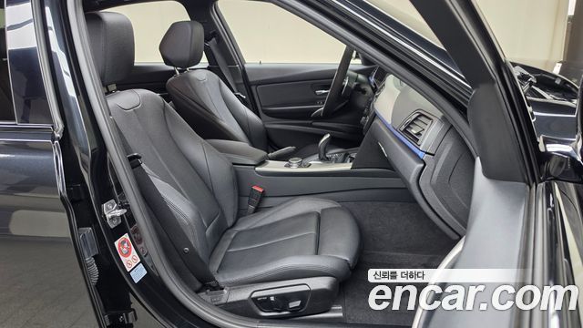 BMW 3-Series 2015 — photo 16