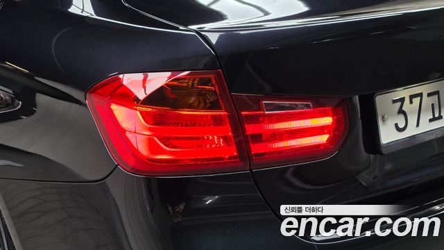 BMW 3-Series 2015 — photo 9