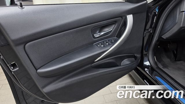 BMW 3-Series 2015 — photo 14