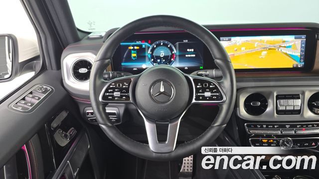 Mercedes-Benz G-Class 2021 — photo 13