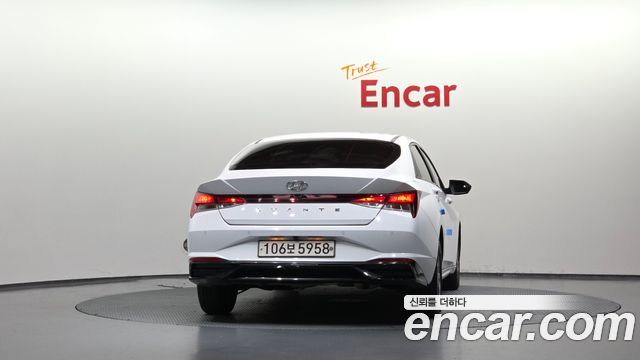 Hyundai AVANTE 2021 — photo 4
