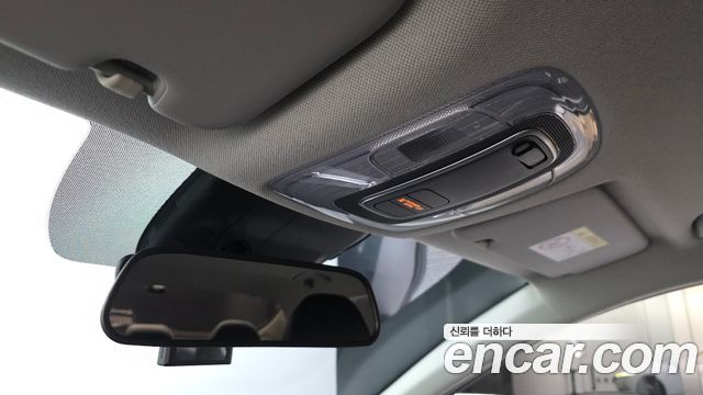 Hyundai AVANTE 2021 — photo 24
