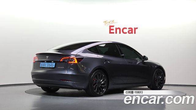 Tesla Model 3 2021 — photo 2