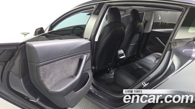 Tesla Model 3 2021 — photo 16