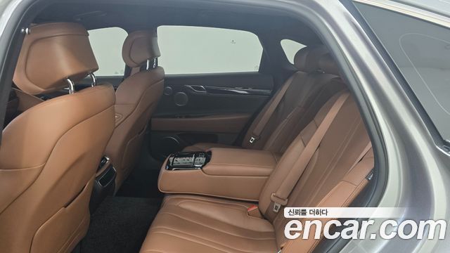 Genesis G80 2022 — photo 18