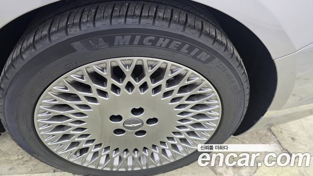 Genesis G80 2022 — photo 19