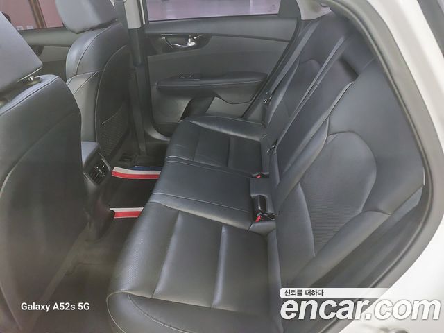 Kia K3 2019 — photo 10