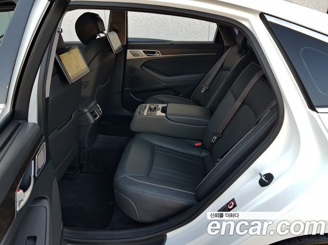 Genesis G80 2019 — photo 2
