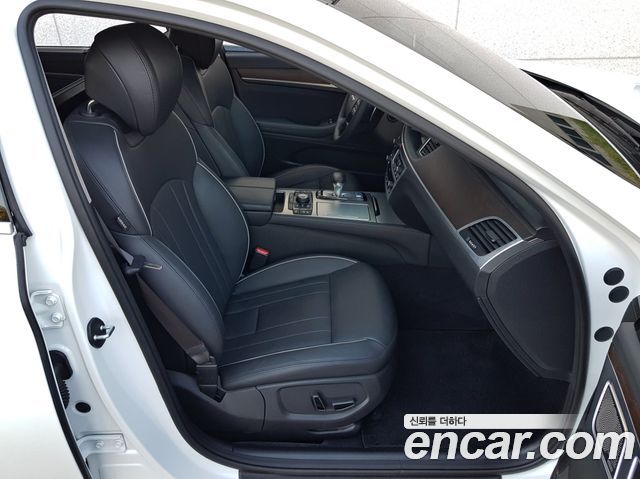 Genesis G80 2019 — photo 10