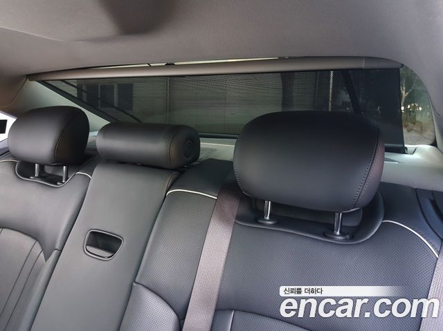 Genesis G80 2019 — photo 18