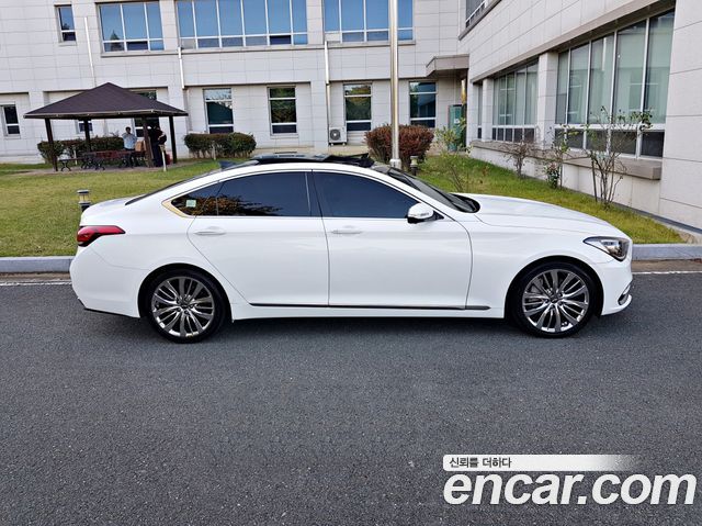 Genesis G80 2019 — photo 20