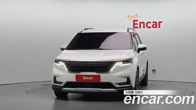 Kia Canival 2023 — photo 3
