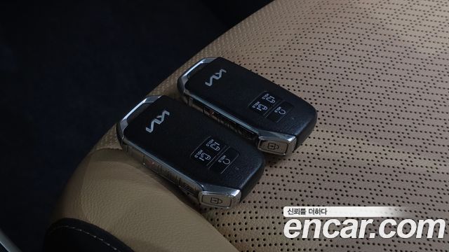 Kia Canival 2023 — photo 14